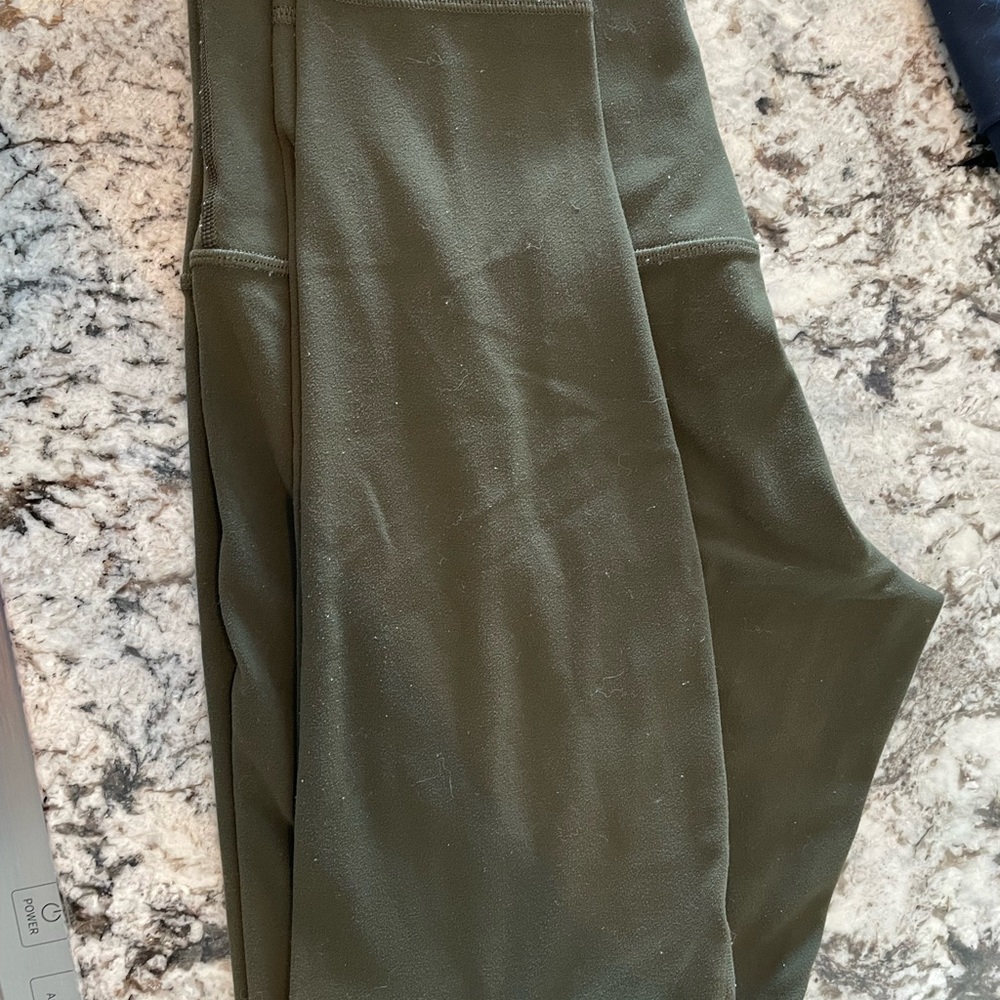 Lululemon leggings, hunter green